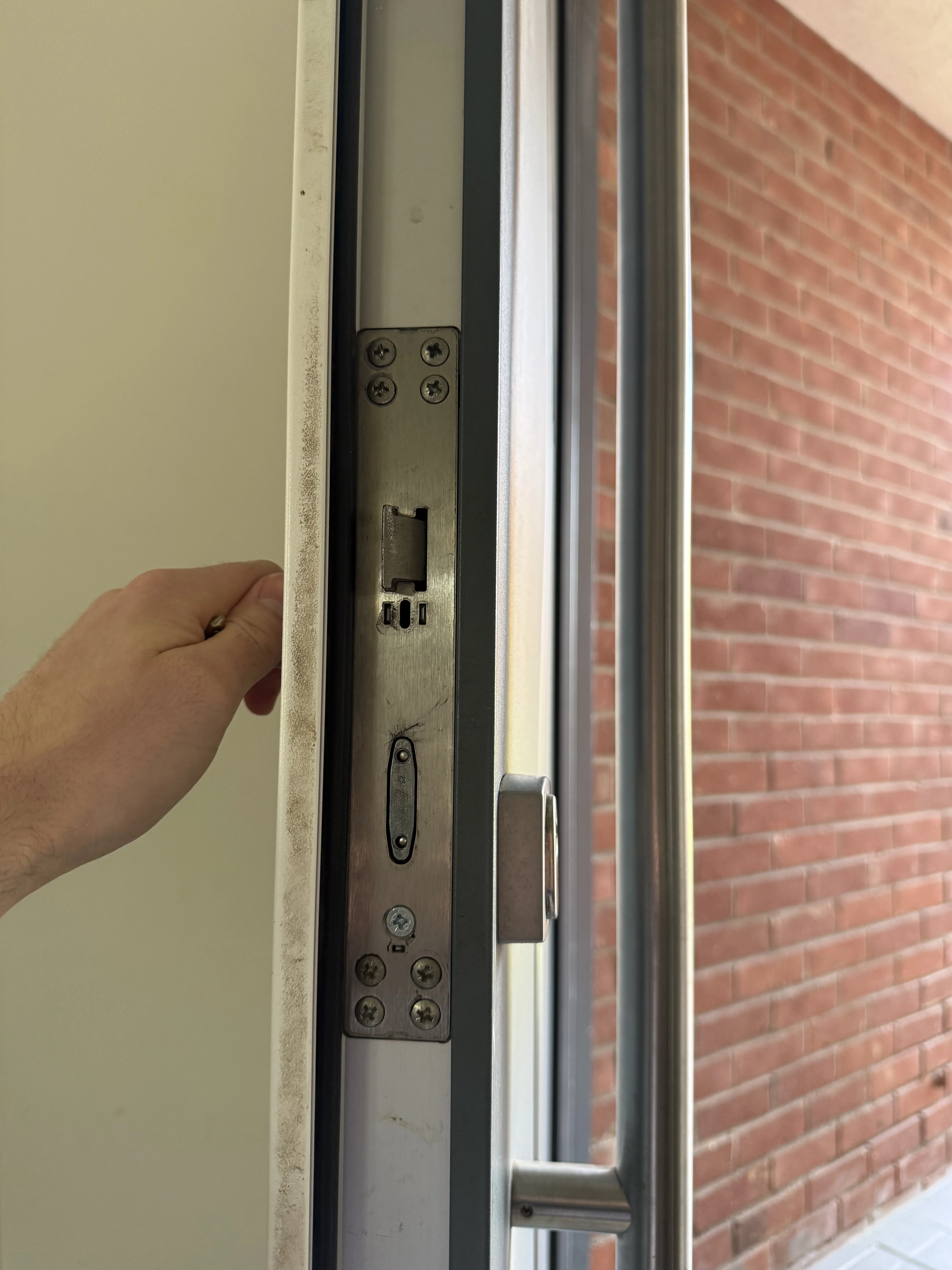 Remplacement du cylindre sur une porte blindée fichet
